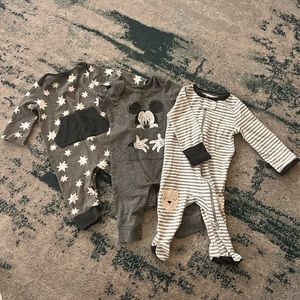 Baby Onesie Bundle (3) - Grey Set - Size 0-3 Months